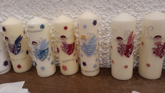 04. Dezember 2019 Weihnachts-Kerzen selber gestalten