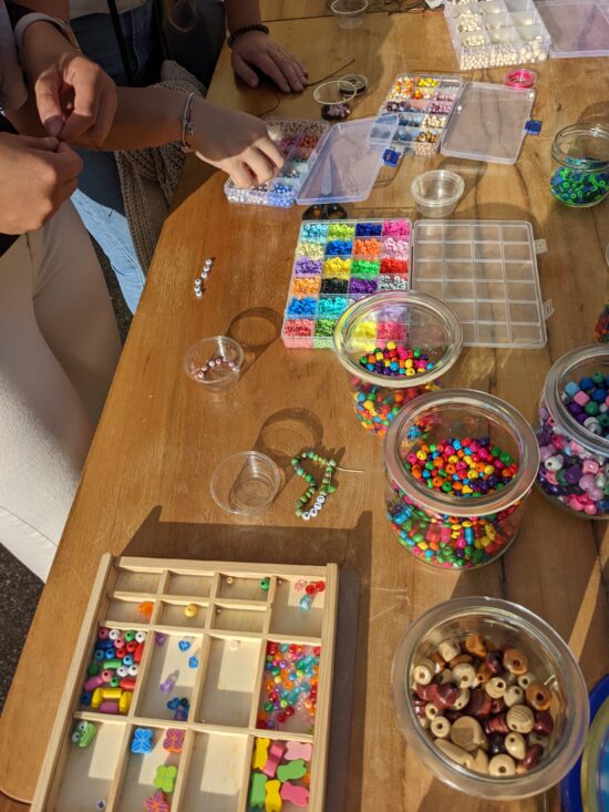 23. Oktober 2022 – Kirbemarkt – Kinder-Basteltisch – Juniorgruppe